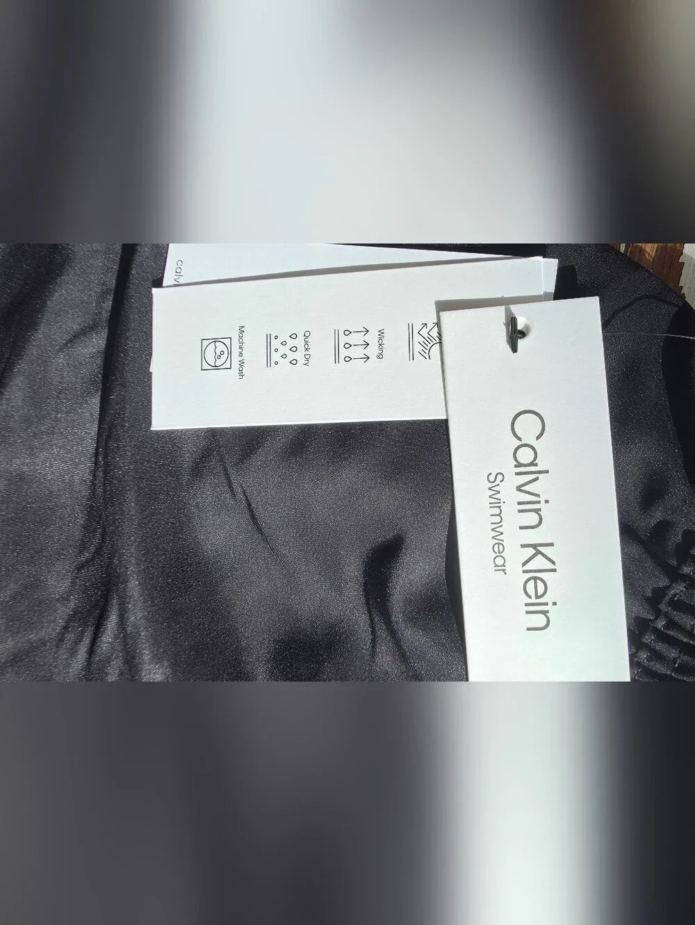 Calvin Klein Men’s Black Logo Swim Trunks Board Shorts Size Medium NWT